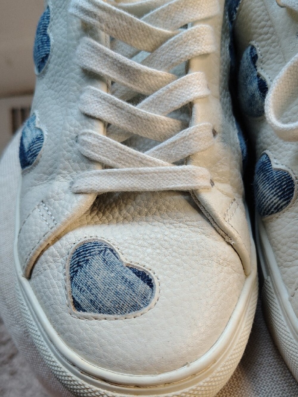 Kurt Geiger White Sneakers with Blue Heart Appliqués - Picture 9 of 11